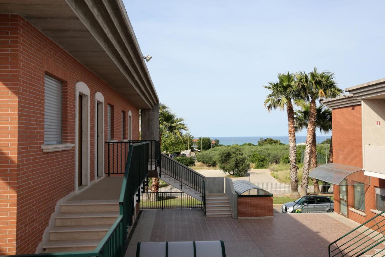 Residence Villaggio Del Sole Termoli Luaran gambar