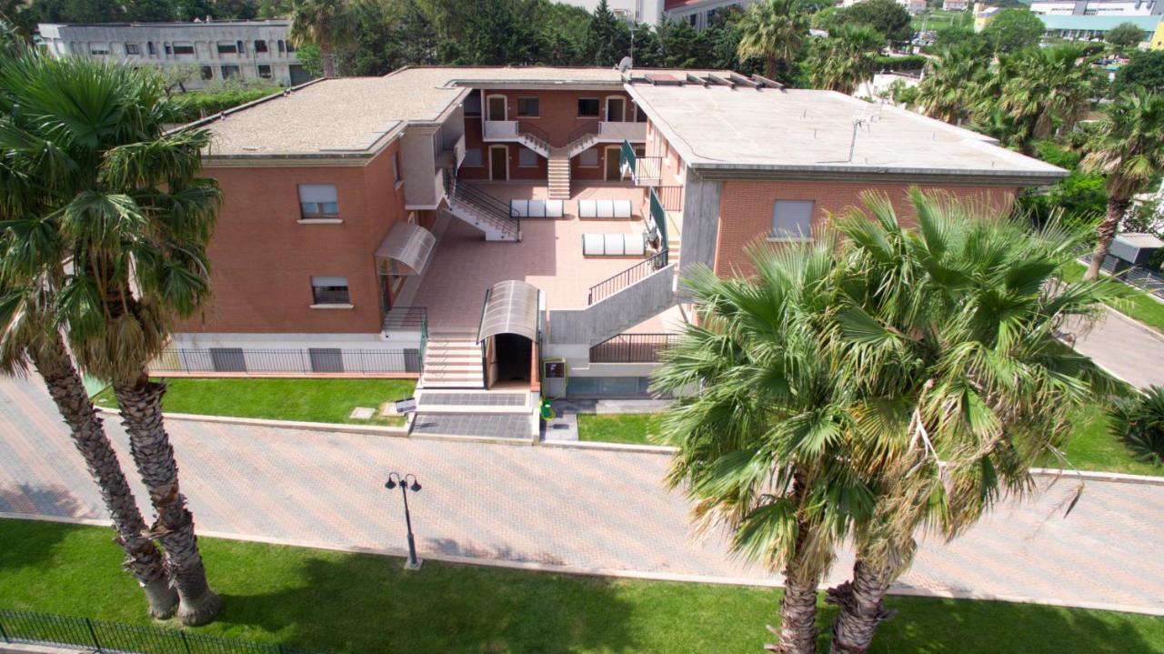 Residence Villaggio Del Sole Termoli Luaran gambar