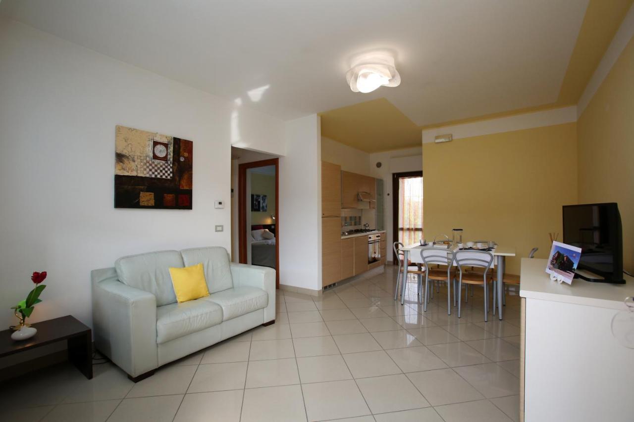 Residence Villaggio Del Sole Termoli Luaran gambar